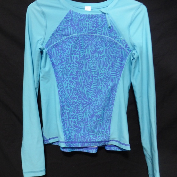 ivivva, long sleeve exercise shirt with thumbholes